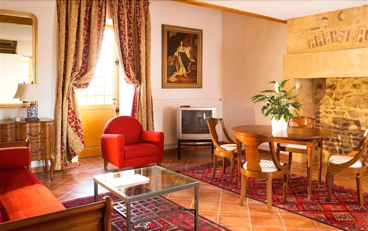 Imagen de la habitación del Hotel Le Ch&acirc;teau Fort. Foto 11