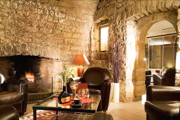 Imagen del bar/restaurante del Hotel Le Ch&acirc;teau Fort. Foto 6