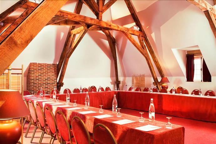 Imagen de los interiores del Hotel Le Ch&acirc;teau Fort. Foto 16