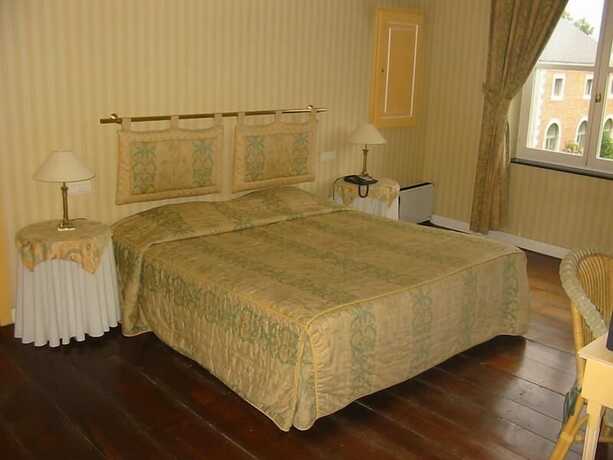 Imagen de la habitación del Hotel Le Ch&acirc;teau de Limont. Foto 19