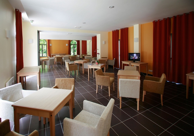 Imagen de los interiores del Hotel Le Château de Prêtreville. Foto 11