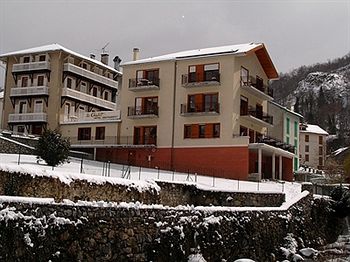 Imagen de los exteriores del Hotel Le Chalet, Ax 3 Domaines. Foto 5