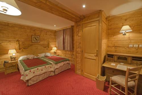 Imagen de la habitación del Hotel Le Chalet D'auron. Foto 9