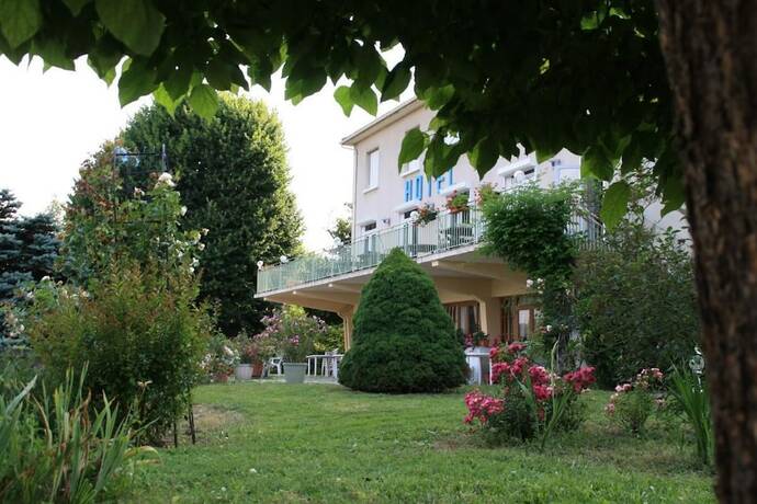 Imagen general del Hotel Le Chalet Fleuri. Foto 1