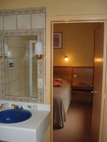 Imagen de la habitación del Hotel Le Chalet, La Roche-en-Ardenne. Foto 6
