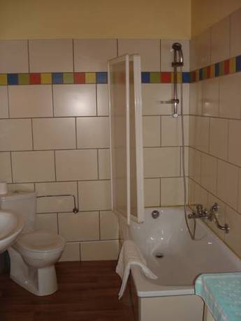 Imagen de la habitación del Hotel Le Chalet, La Roche-en-Ardenne. Foto 8