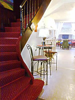 Imagen del bar/restaurante del Hotel Le Chalet Saint Louis. Foto 5