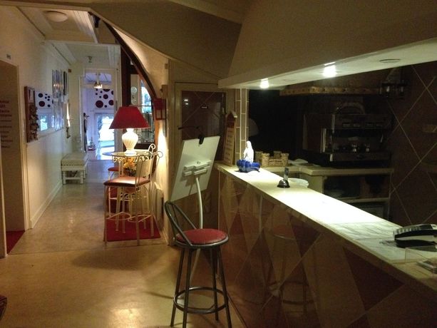 Imagen de los interiores del Hotel Le Chalet Saint Louis. Foto 14