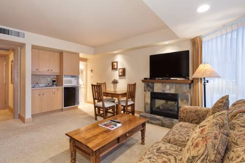 Imagen de la habitación del Hotel Le Chamois By Whistler Premier. Foto 5