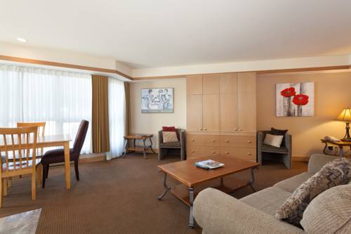 Imagen de la habitación del Hotel Le Chamois By Whistler Premier. Foto 9