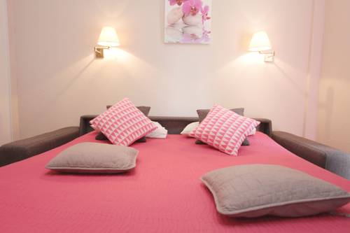 Imagen de la habitación del Hotel Le Champ D'eysson. Foto 5