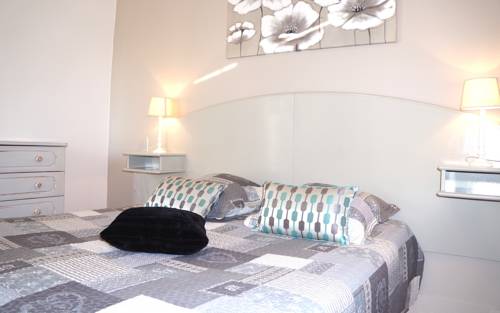 Imagen de la habitación del Hotel Le Champ D'eysson. Foto 15