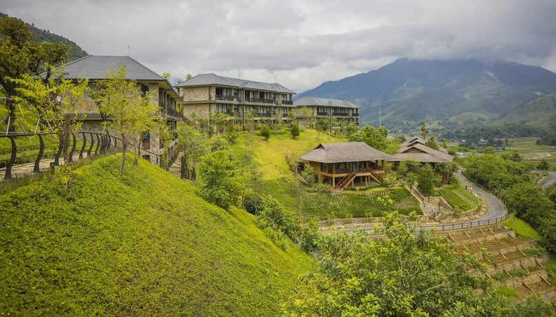 Imagen de la habitación del Hotel Le Champ Tu Le Resort. Foto 28