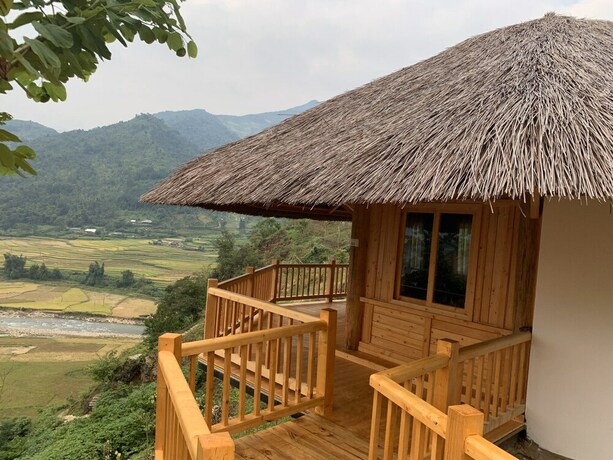 Imagen de los exteriores del Hotel Le Champ Tu Le Resort. Foto 36