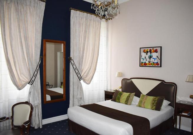 Imagen de la habitación del Hotel Le Champlain. Foto 7
