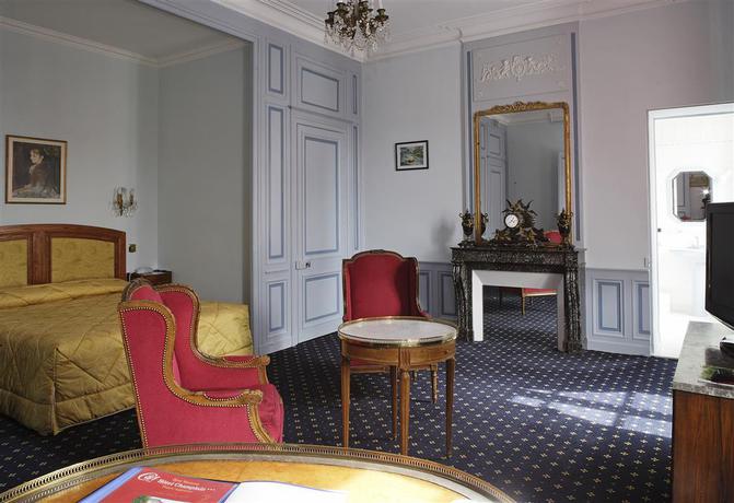 Imagen de la habitación del Hotel Le Champlain. Foto 13