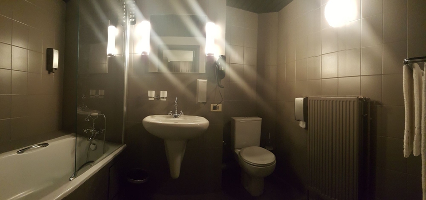 Imagen de la habitación del Hotel Le Chantecler. Foto 3