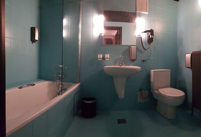 Imagen de la habitación del Hotel Le Chantecler. Foto 6