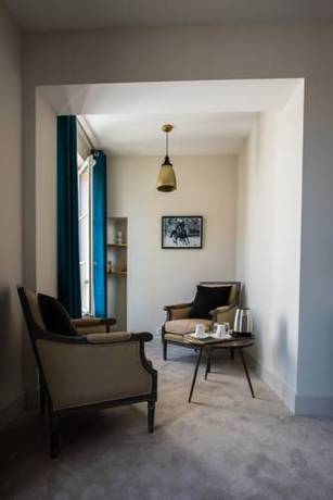 Imagen de la habitación del Hotel Le Chantilly, Chantilly. Foto 6