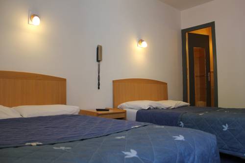 Imagen de la habitación del Hotel Le Chapitre. Foto 4