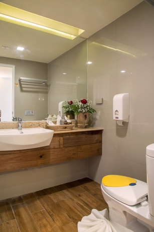 Imagen de la habitación del Hotel Le Charcoa. Foto 12