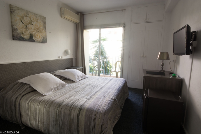 Imagen de la habitación del Hotel Le Chardon Bleu. Foto 13