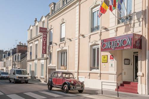 Imagen de la habitación del Hotel Le Charleston. Foto 2