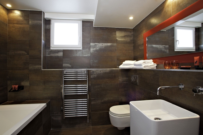 Imagen de la habitación del Hotel Le Chat Noir. Foto 5