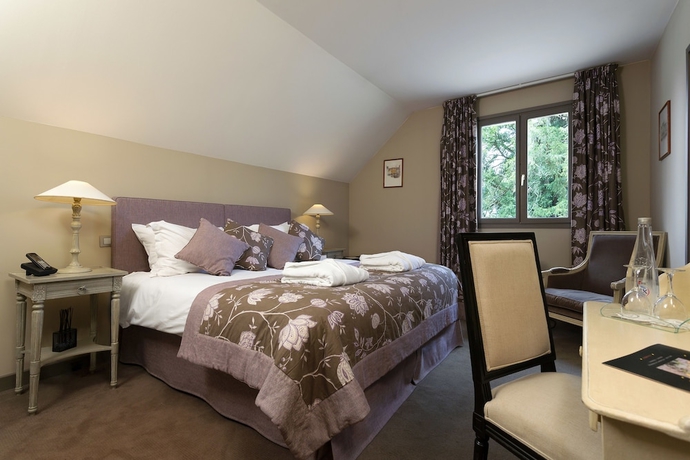 Imagen de la habitación del Hotel Le Chateau De Candie. Foto 2