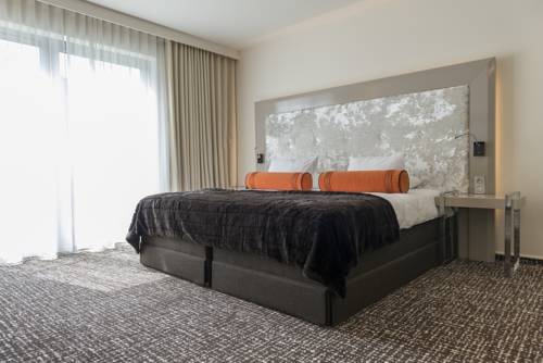 Imagen de la habitación del Hotel Le Chateau Des Thermes. Foto 6