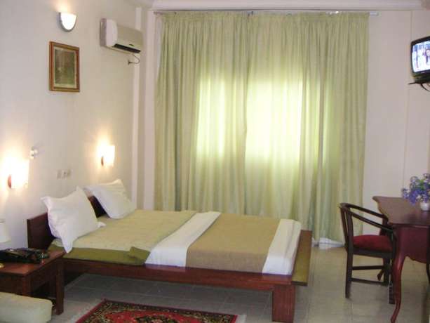 Imagen de la habitación del Hotel Le Chateau, Douala III. Foto 9