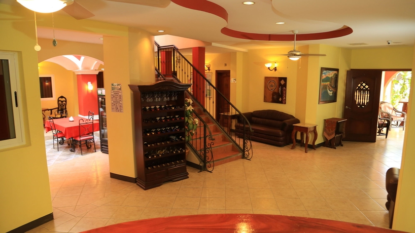 Imagen de los interiores del Hotel Le Chateau. Foto 4