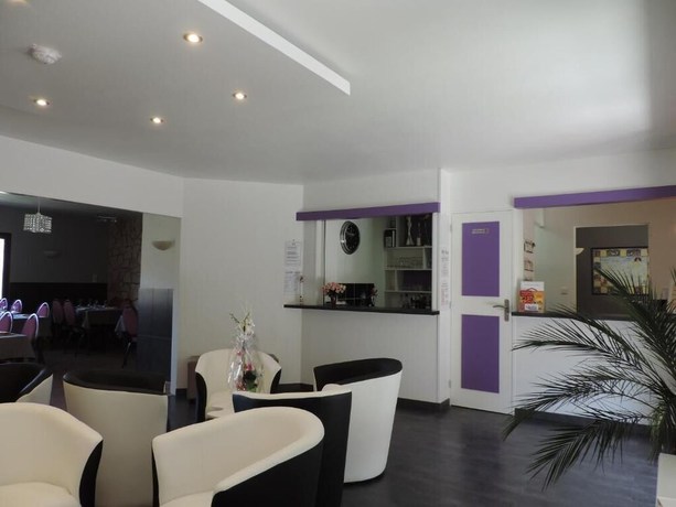 Imagen de los interiores del Hotel Le Chatelet, Saint-Paul-de-Fenouillet. Foto 15
