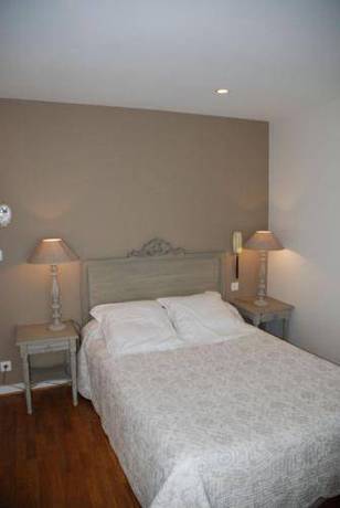 Imagen de la habitación del Hotel Le Chatellier. Foto 7