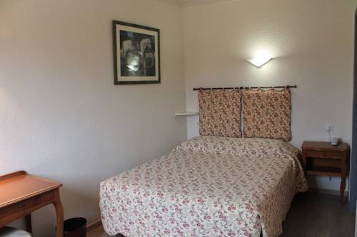 Imagen de la habitación del Hotel Le Cheval Blanc, Arles. Foto 8