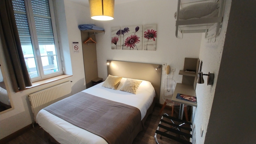Imagen de la habitación del Hotel Le Cheval Blanc Cognac Centre. Foto 5