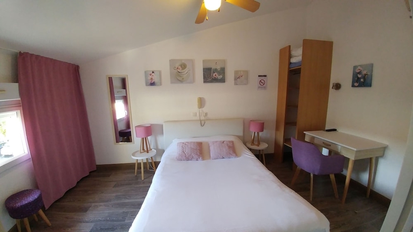 Imagen de la habitación del Hotel Le Cheval Blanc Cognac Centre. Foto 9