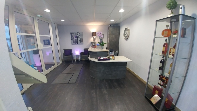 Imagen de los interiores del Hotel Le Cheval Blanc Cognac Centre. Foto 19