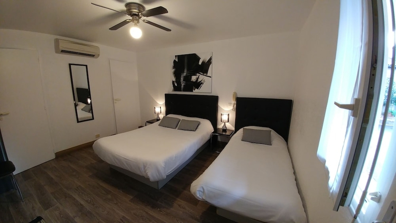 Imagen de la habitación del Hotel Le Cheval Blanc Cognac Centre. Foto 14
