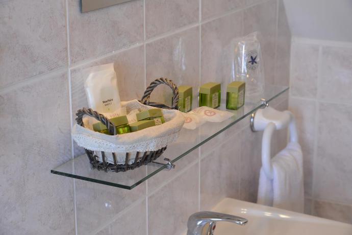 Imagen de la habitación del Hotel Le Cheval Rouge, The Originals City. Foto 8