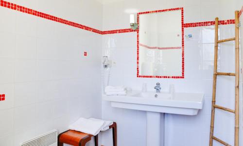 Imagen de la habitación del Hotel Le Chevalier Gambette. Foto 8