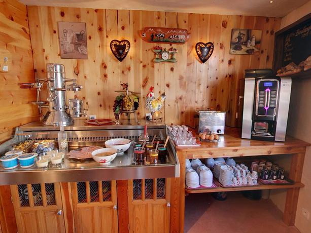 Imagen del bar/restaurante del Hotel Le Christiania, La Salle-les-Alpes. Foto 2