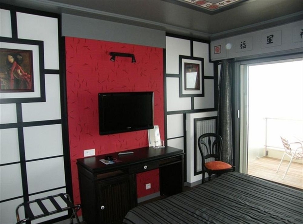 Imagen de los interiores del Hotel Le Christina. Foto 15