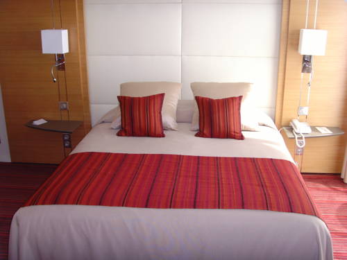 Imagen de la habitación del Hotel Le Churchill. Foto 10