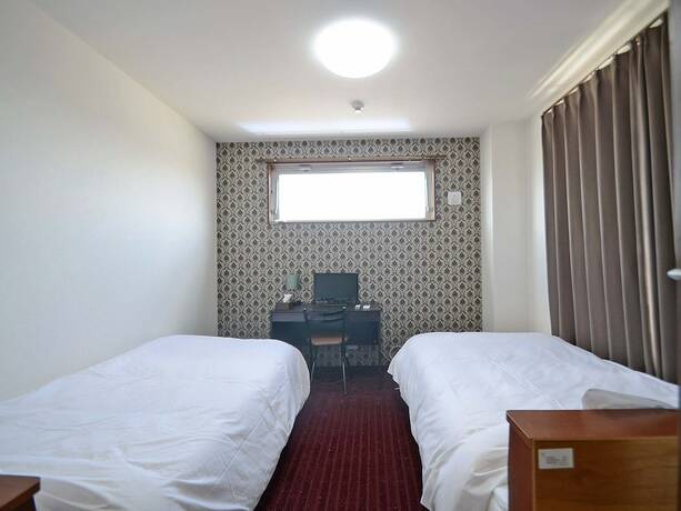 Imagen de la habitación del Hotel Le Ciel Kaizuka. Foto 6