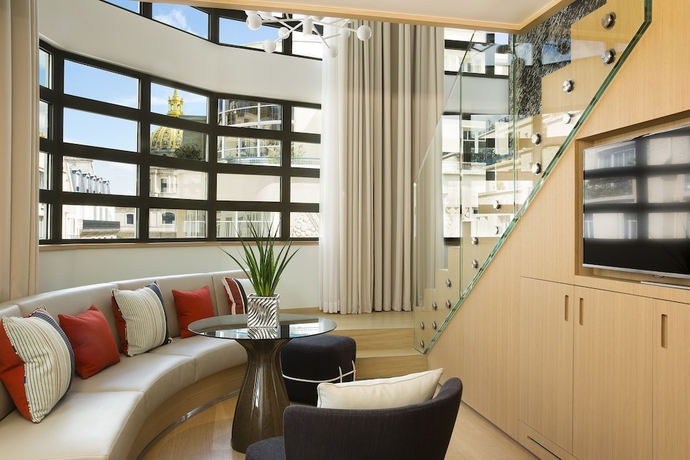 Imagen de la habitación del Hotel Le Cinq Codet. Foto 6