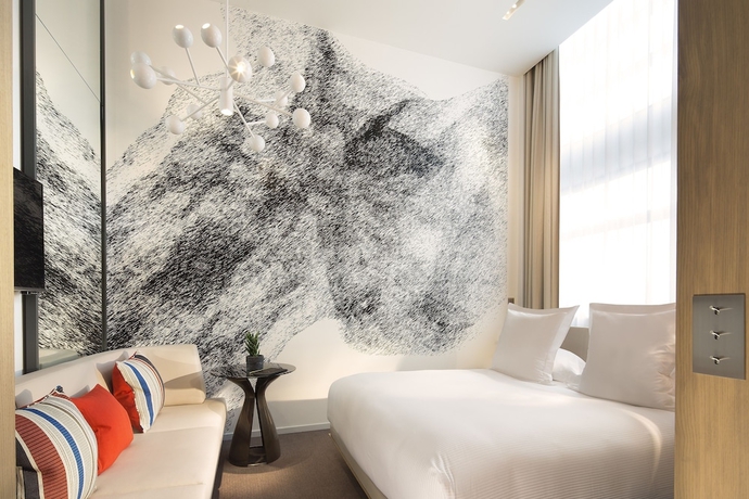 Imagen de la habitación del Hotel Le Cinq Codet. Foto 14