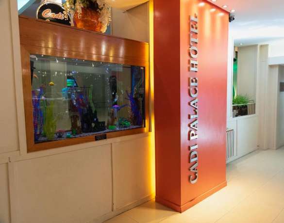 Imagen de los interiores del Hotel Le Cinque G&uuml;emes. Foto 14