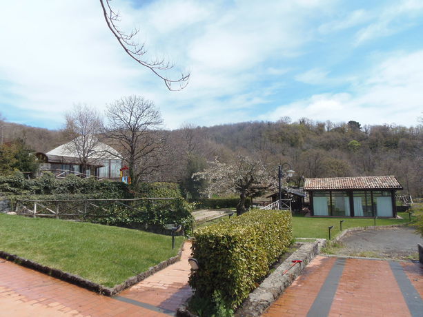 Imagen de los exteriores del Hotel Le Cisterne. Foto 5