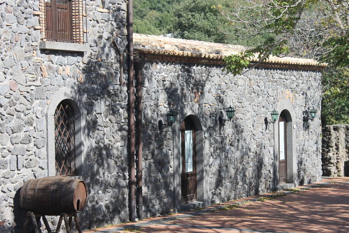 Imagen de los exteriores del Hotel Le Cisterne. Foto 10